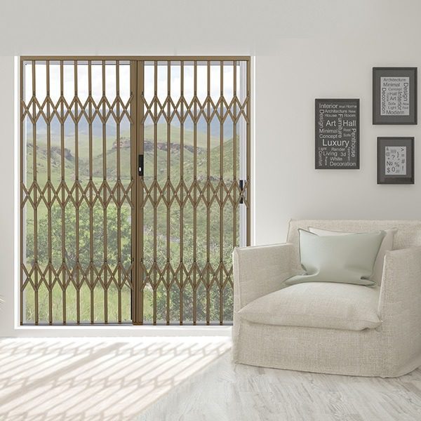 Ori Guard Retractable Gate (Center Locking)