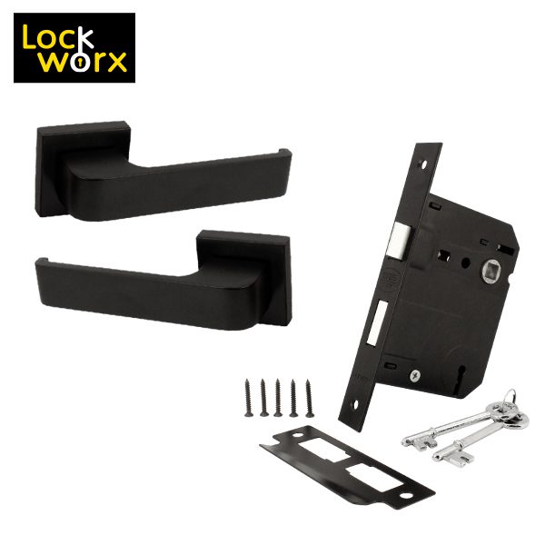 Pentagon Handle on Rose Mortice Lockset - Image 2