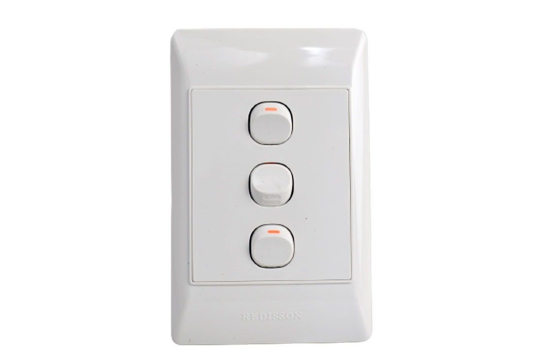 3 Lever Switch Plug 4x2