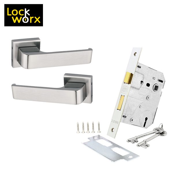 Pentagon Handle on Rose Mortice Lockset - Image 2