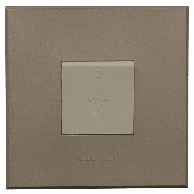 Veti 3 Range: Isolator Triple Pole 45a.